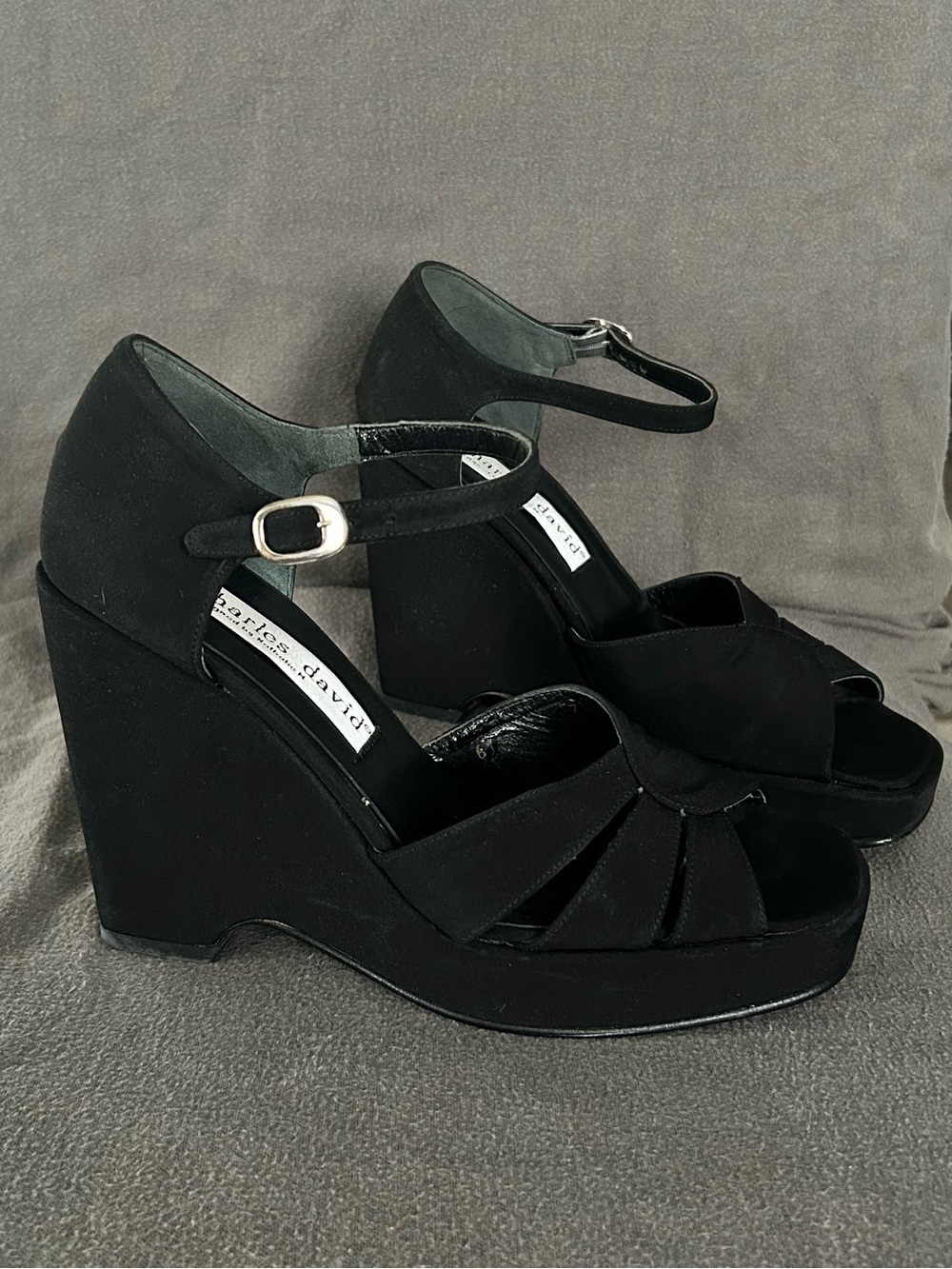 Charles David ‘Ricky’ Heels R-14502 Size 7M - Lightly Used in Original Box